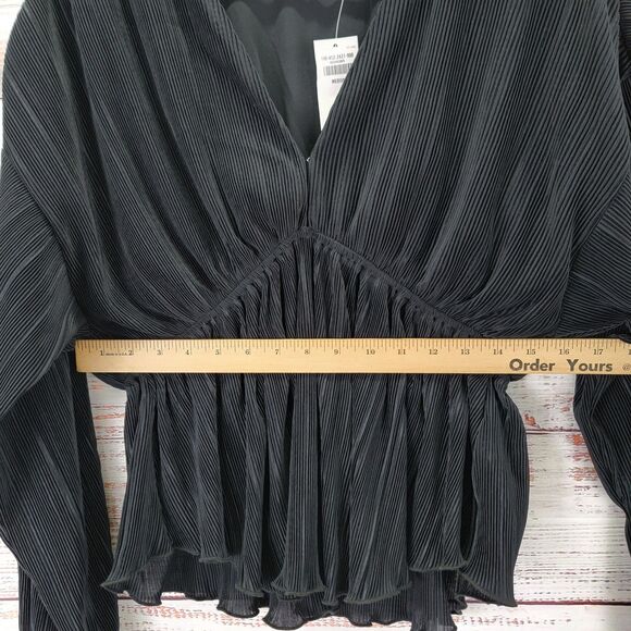 Abercrombie & Fitch Women’s M V-Neck‎ Long Sleeve Pleated Ribbed Top NWT - Picture 5 of 9